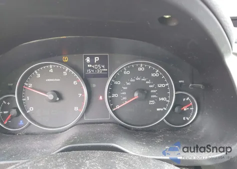 2013 Subaru Outback 2.5I Premium z USA, uszkodzony, nr VIN 4S4BRCCC9D3275744